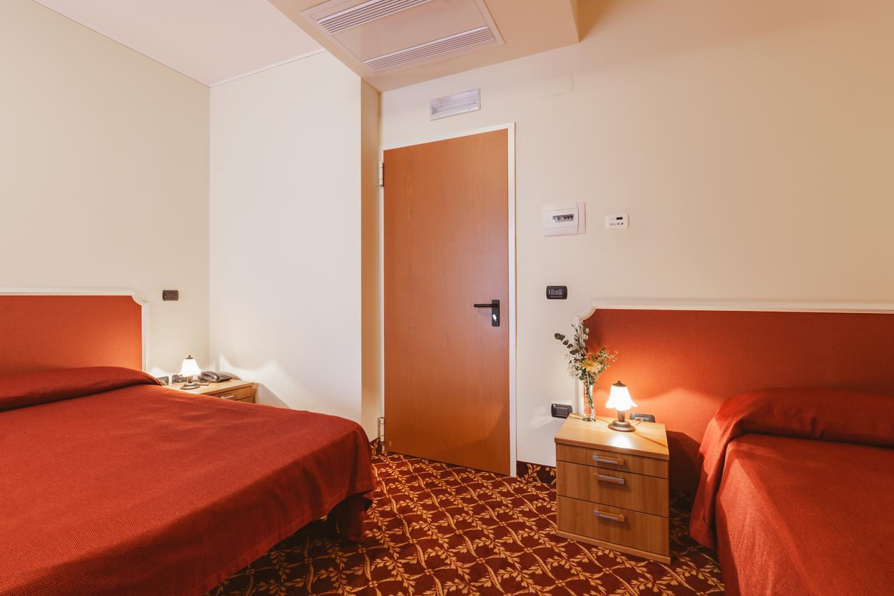 Hotel Villa Del Sorriso Venosa Εξωτερικό φωτογραφία