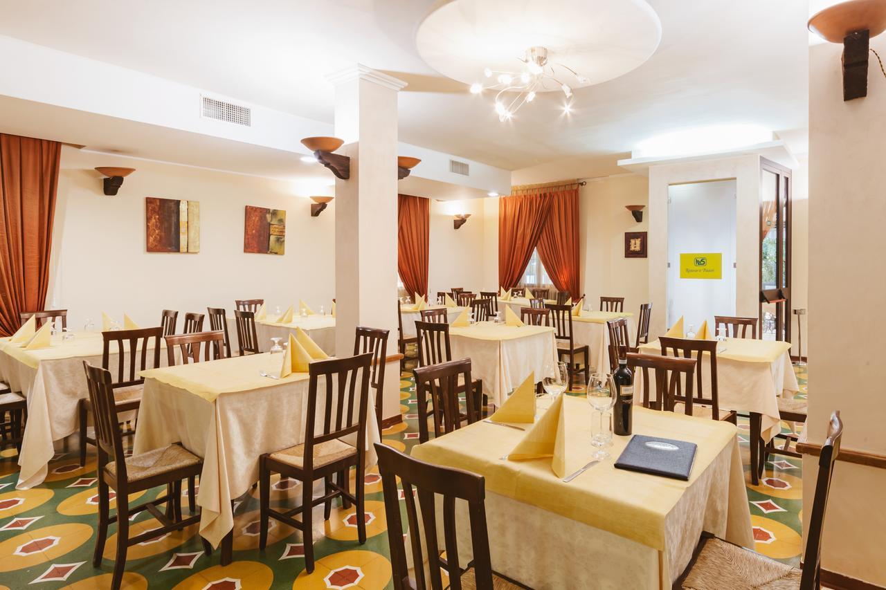Hotel Villa Del Sorriso Venosa Εξωτερικό φωτογραφία